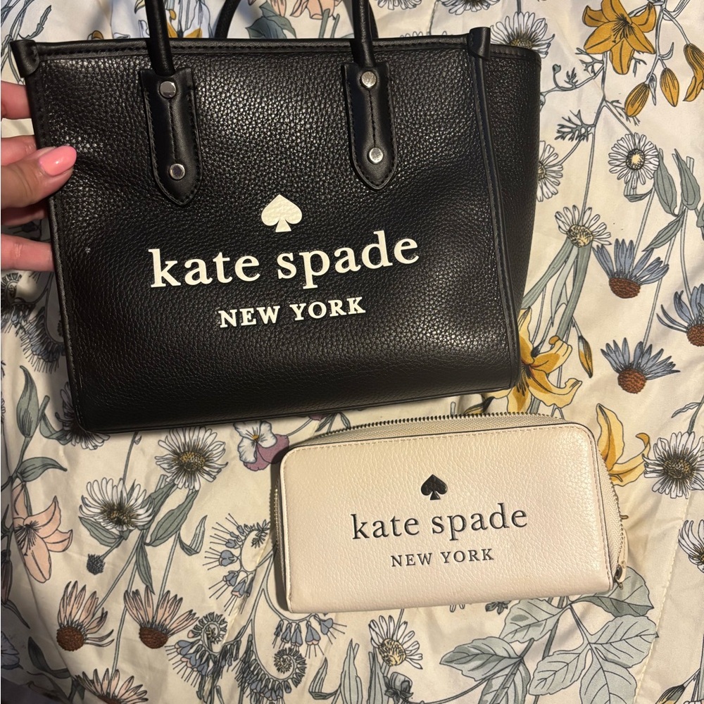 Kate Spade Black and Cream Structured Tote